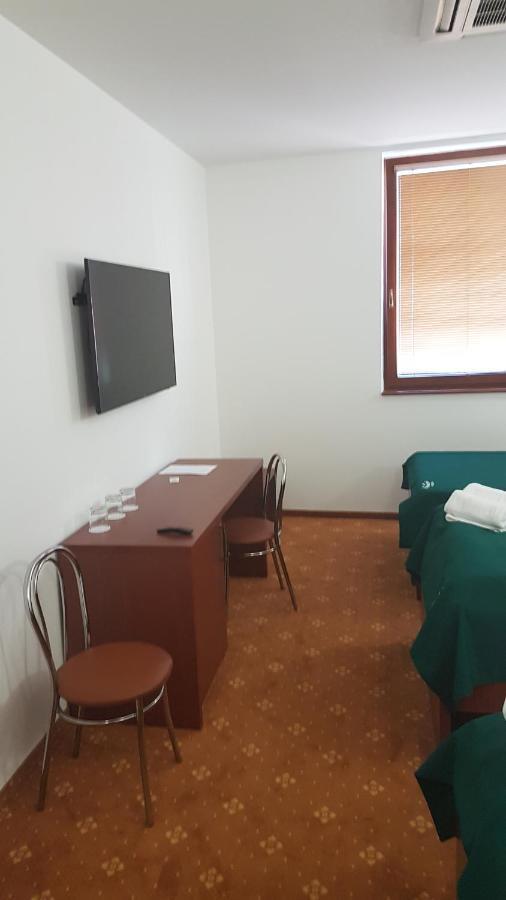 Penzion Polovnik Moldava nad Bodvou Esterno foto